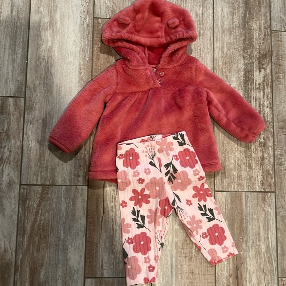 Like new fleece and matching pants